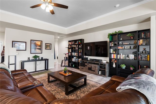 495 S Glen Canyon Road, Golden Valley, AZ 86413