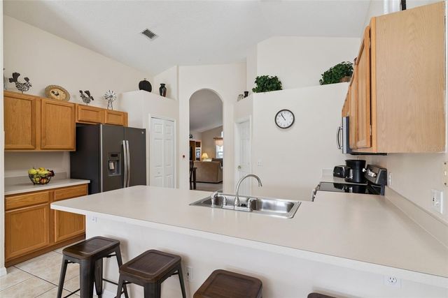 967 LAKE BERKLEY DRIVE, Kissimmee, FL 34746