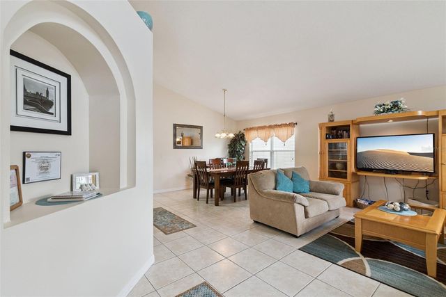 967 LAKE BERKLEY DRIVE, Kissimmee, FL 34746