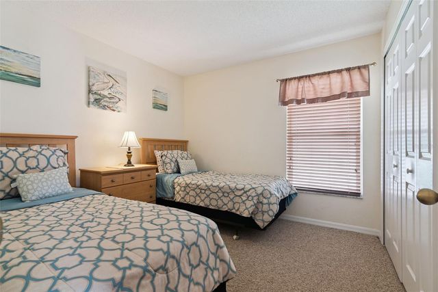 967 LAKE BERKLEY DRIVE, Kissimmee, FL 34746