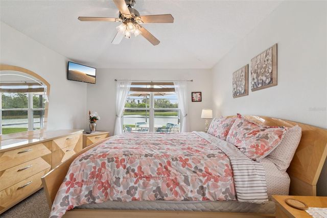 967 LAKE BERKLEY DRIVE, Kissimmee, FL 34746