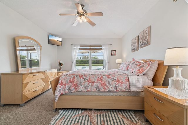 967 LAKE BERKLEY DRIVE, Kissimmee, FL 34746