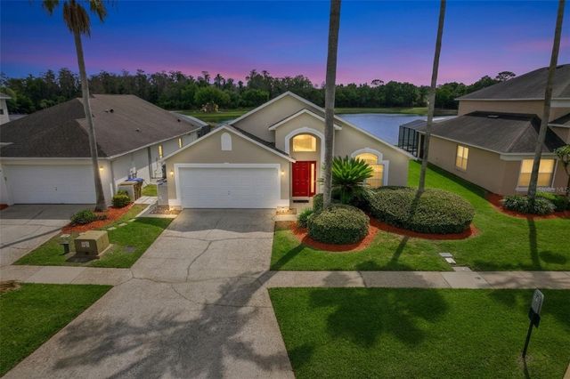 967 LAKE BERKLEY DRIVE, Kissimmee, FL 34746