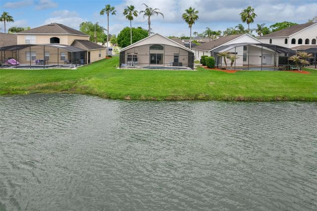 967 LAKE BERKLEY DRIVE, Kissimmee, FL 34746