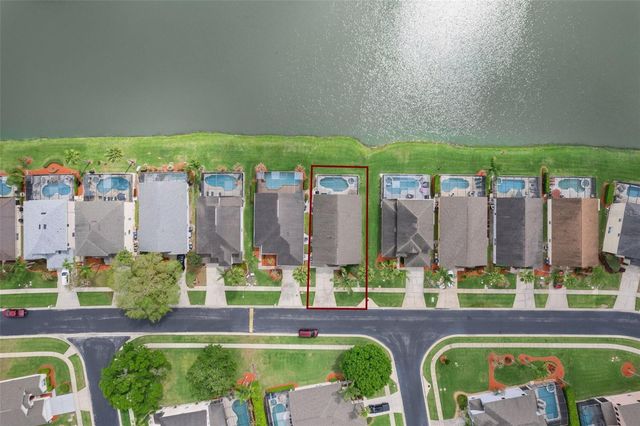 967 LAKE BERKLEY DRIVE, Kissimmee, FL 34746