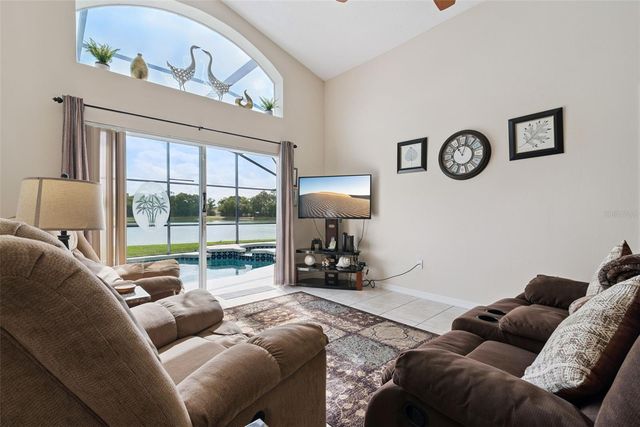 967 LAKE BERKLEY DRIVE, Kissimmee, FL 34746