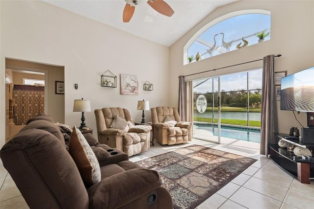 967 LAKE BERKLEY DRIVE, Kissimmee, FL 34746