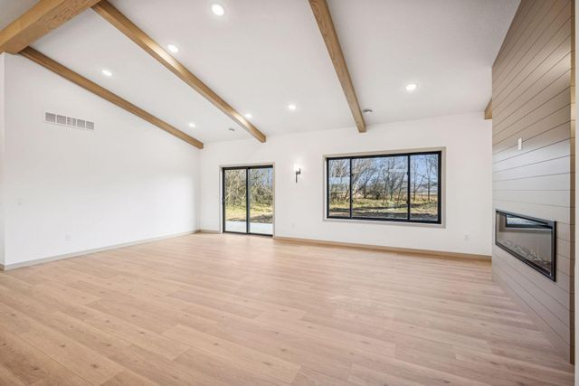 2675 128th Avenue NW, Coon Rapids, MN 55448