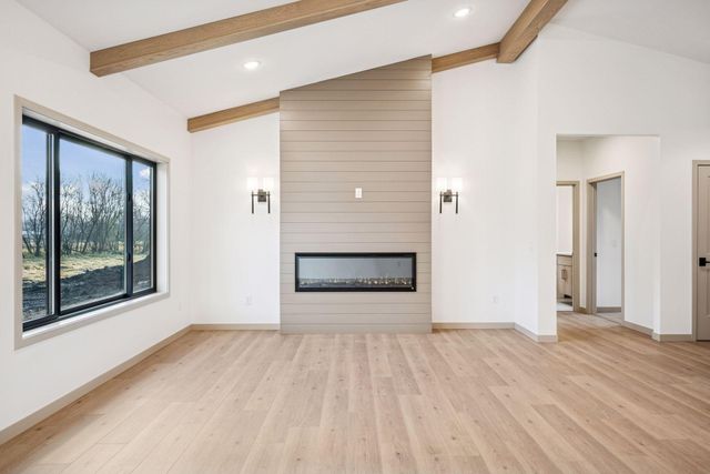 2675 128th Avenue NW, Coon Rapids, MN 55448