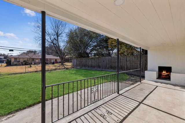 1426 Cape Cod Drive, Dallas, TX 75216