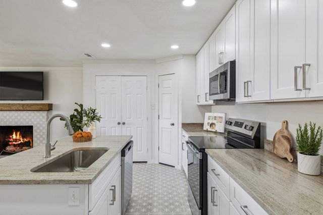 1426 Cape Cod Drive, Dallas, TX 75216