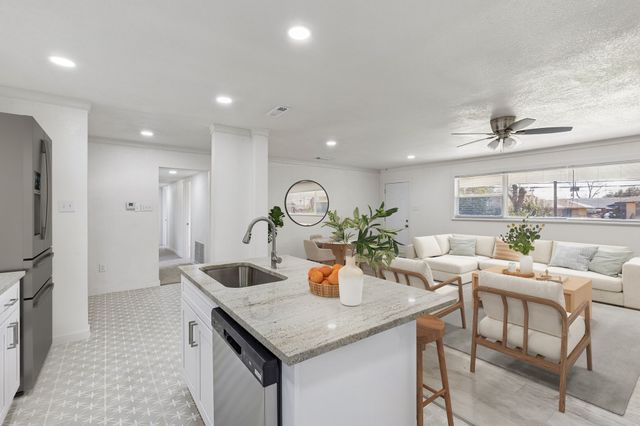 1426 Cape Cod Drive, Dallas, TX 75216