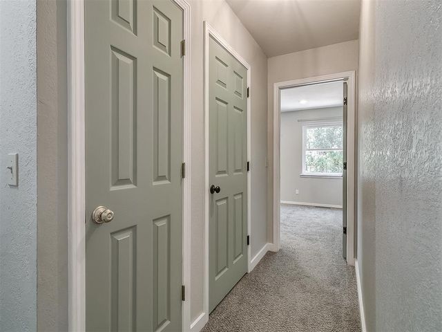 513 Beagle Circle, Edmond, OK 73003