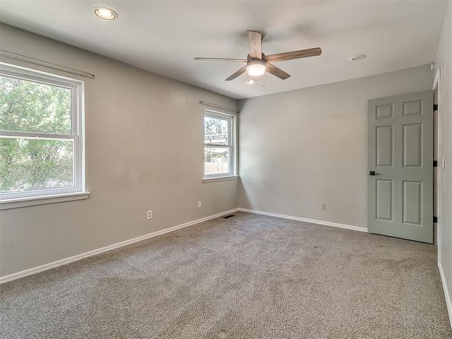 513 Beagle Circle, Edmond, OK 73003
