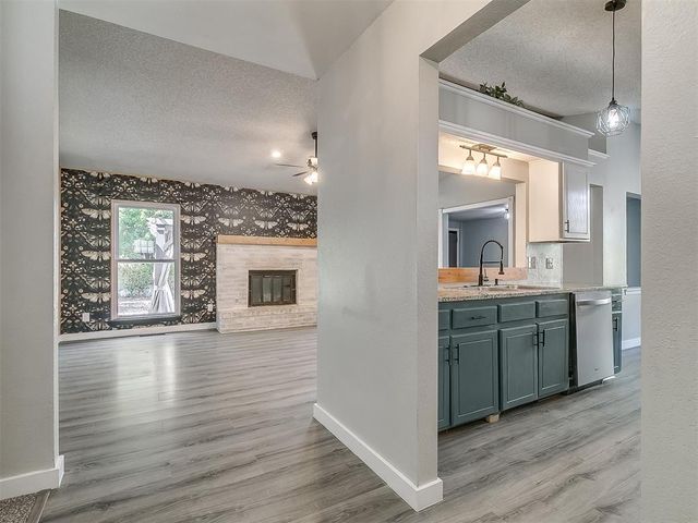 513 Beagle Circle, Edmond, OK 73003