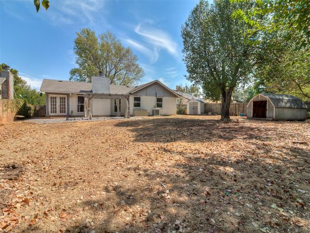 513 Beagle Circle, Edmond, OK 73003