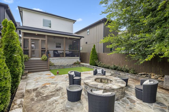 418B W Bend Dr, Nashville, TN 37209