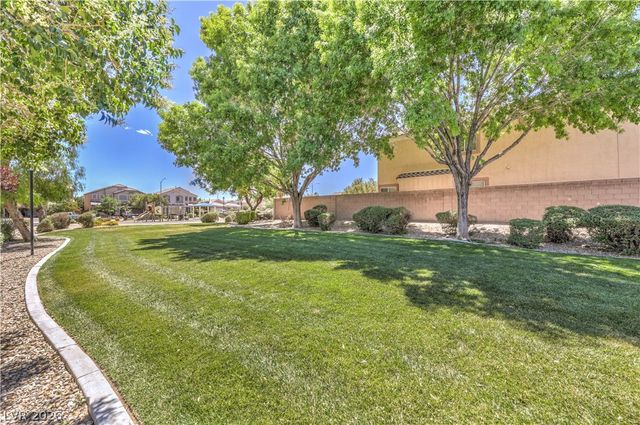 5529 Meridian Rain Street, North Las Vegas, NV 89031
