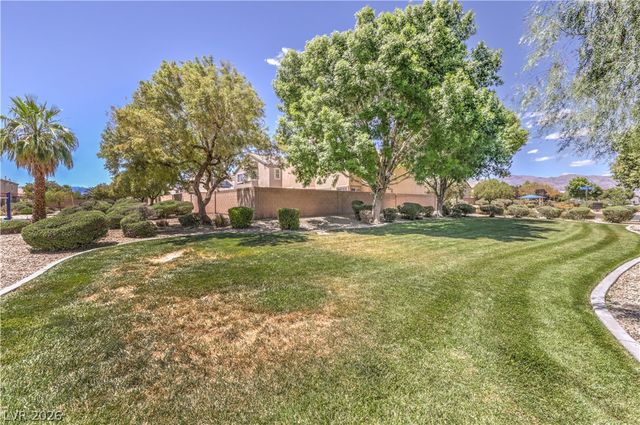 5529 Meridian Rain Street, North Las Vegas, NV 89031