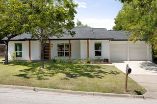 6210 Hyside DR, Austin, TX 78723