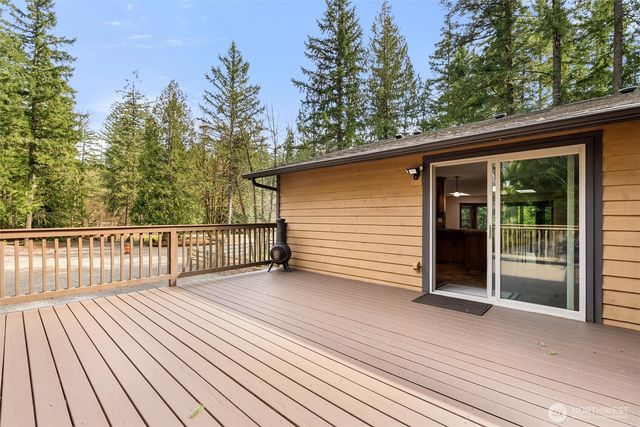 27422 SE 236th Street, Maple Valley, WA 98038