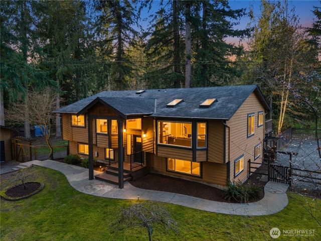 27422 SE 236th Street, Maple Valley, WA 98038