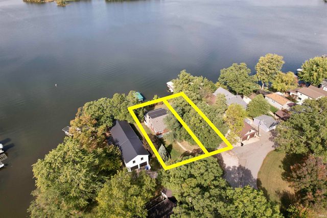 2024 White Creek Drive, Rochester, IN 46975