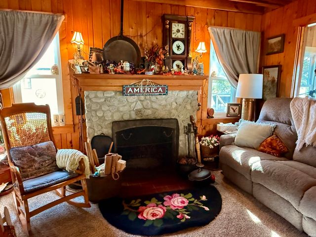 2024 White Creek Drive, Rochester, IN 46975