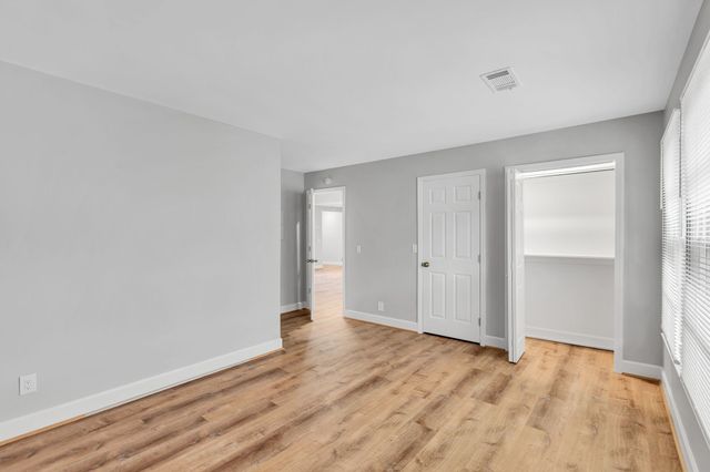 2135 Acklen Ave Apt 10, Nashville, TN 37212