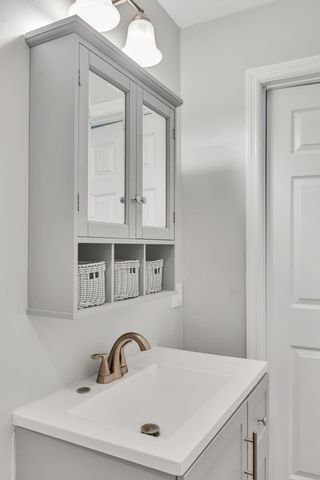 2135 Acklen Ave Apt 10, Nashville, TN 37212