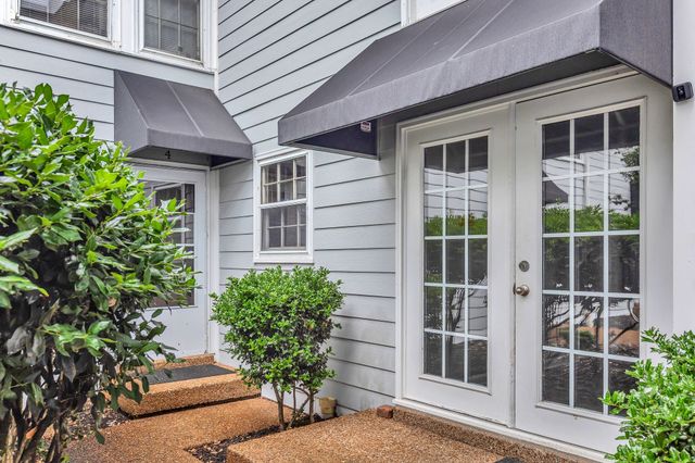 2135 Acklen Ave Apt 10, Nashville, TN 37212