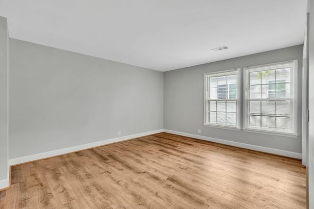 2135 Acklen Ave Apt 10, Nashville, TN 37212