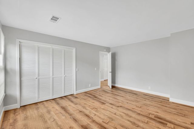 2135 Acklen Ave Apt 10, Nashville, TN 37212