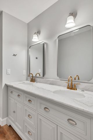2135 Acklen Ave Apt 10, Nashville, TN 37212