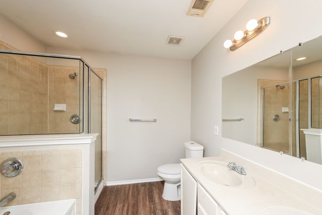 3006 Dusty Oak Drive, Dallas, TX 75227