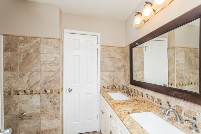 3006 Dusty Oak Drive, Dallas, TX 75227