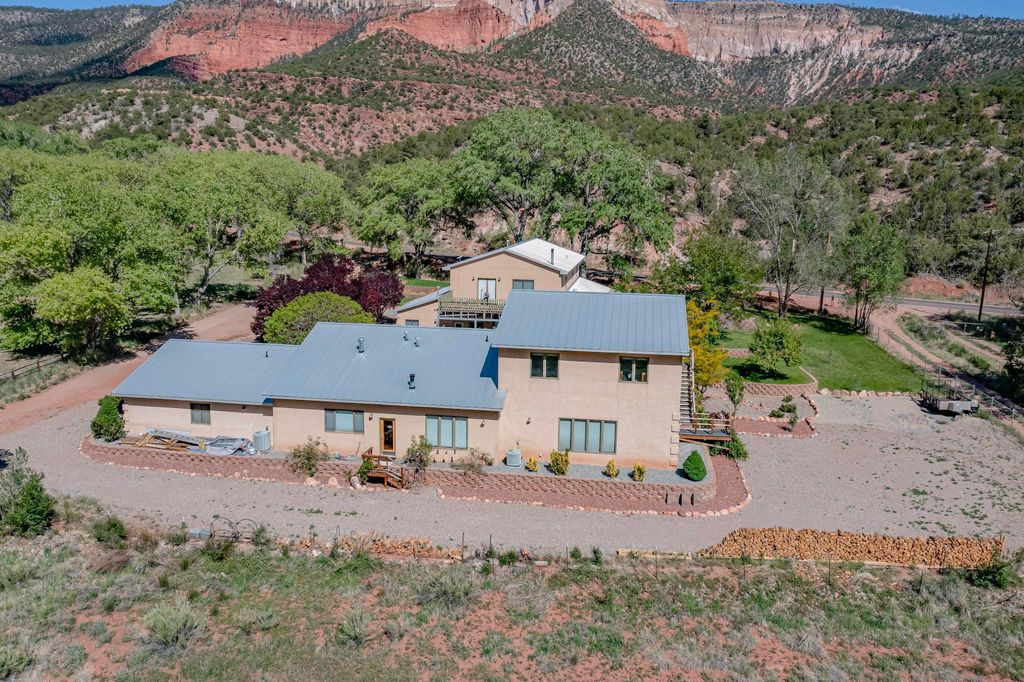 Image 94 of property listing at 16441 Highway 4, Jemez Springs, NM 87025