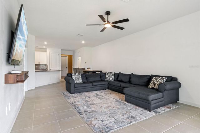 4614 WANDSWORTH WAY, Davenport, FL 33837