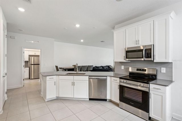 4614 WANDSWORTH WAY, Davenport, FL 33837