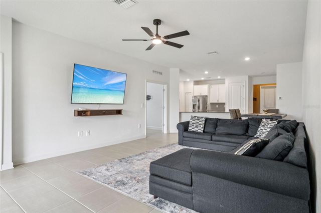 4614 WANDSWORTH WAY, Davenport, FL 33837