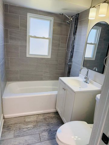 16826 Orchard Ridge Avenue, Hazel Crest, IL 60429