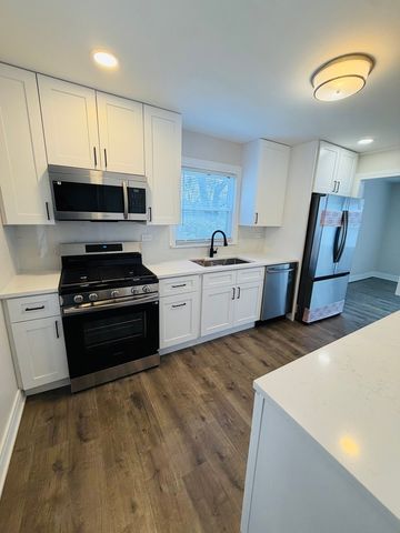 16826 Orchard Ridge Avenue, Hazel Crest, IL 60429