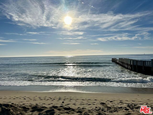 8145 Redlands Street 205, Playa Del Rey (los Angeles), CA 90293