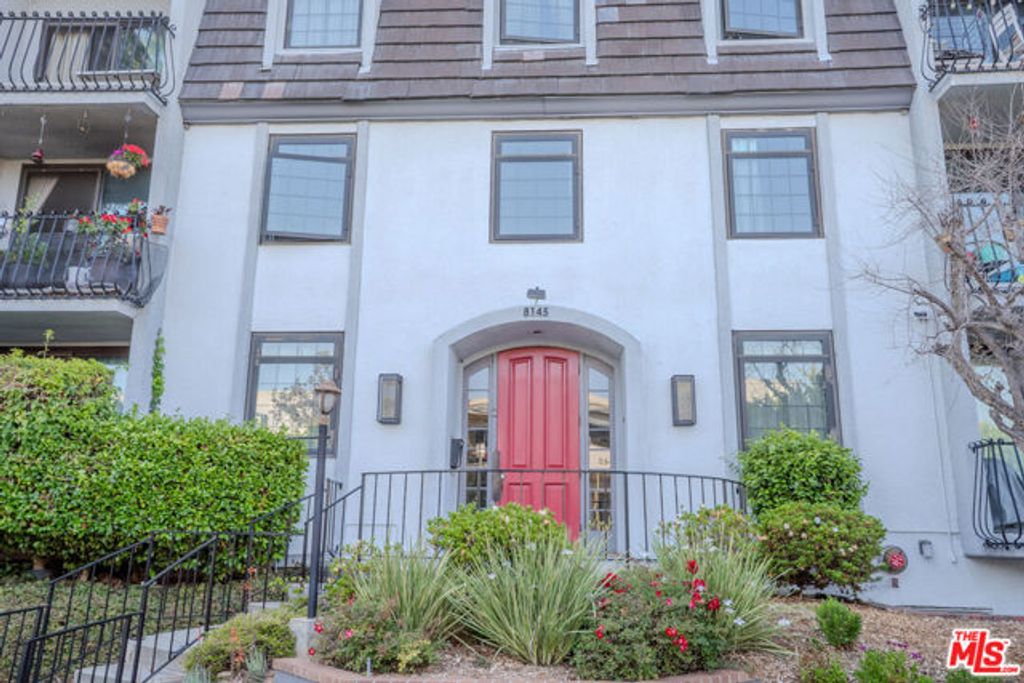 8145 Redlands Street 205, Playa Del Rey (los Angeles), CA 90293