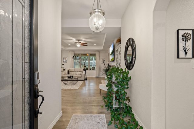 416 Venture BLVD S, Point Venture, TX 78645