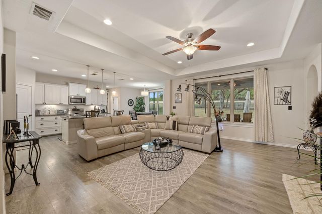 416 Venture BLVD S, Point Venture, TX 78645