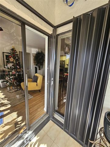 20160 NE 3rd Ct 8, Miami, FL 33179