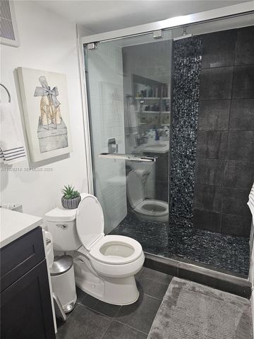 20160 NE 3rd Ct 8, Miami, FL 33179