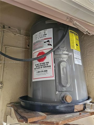 20160 NE 3rd Ct 8, Miami, FL 33179