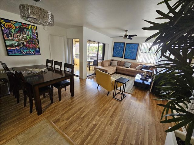 20160 NE 3rd Ct 8, Miami, FL 33179